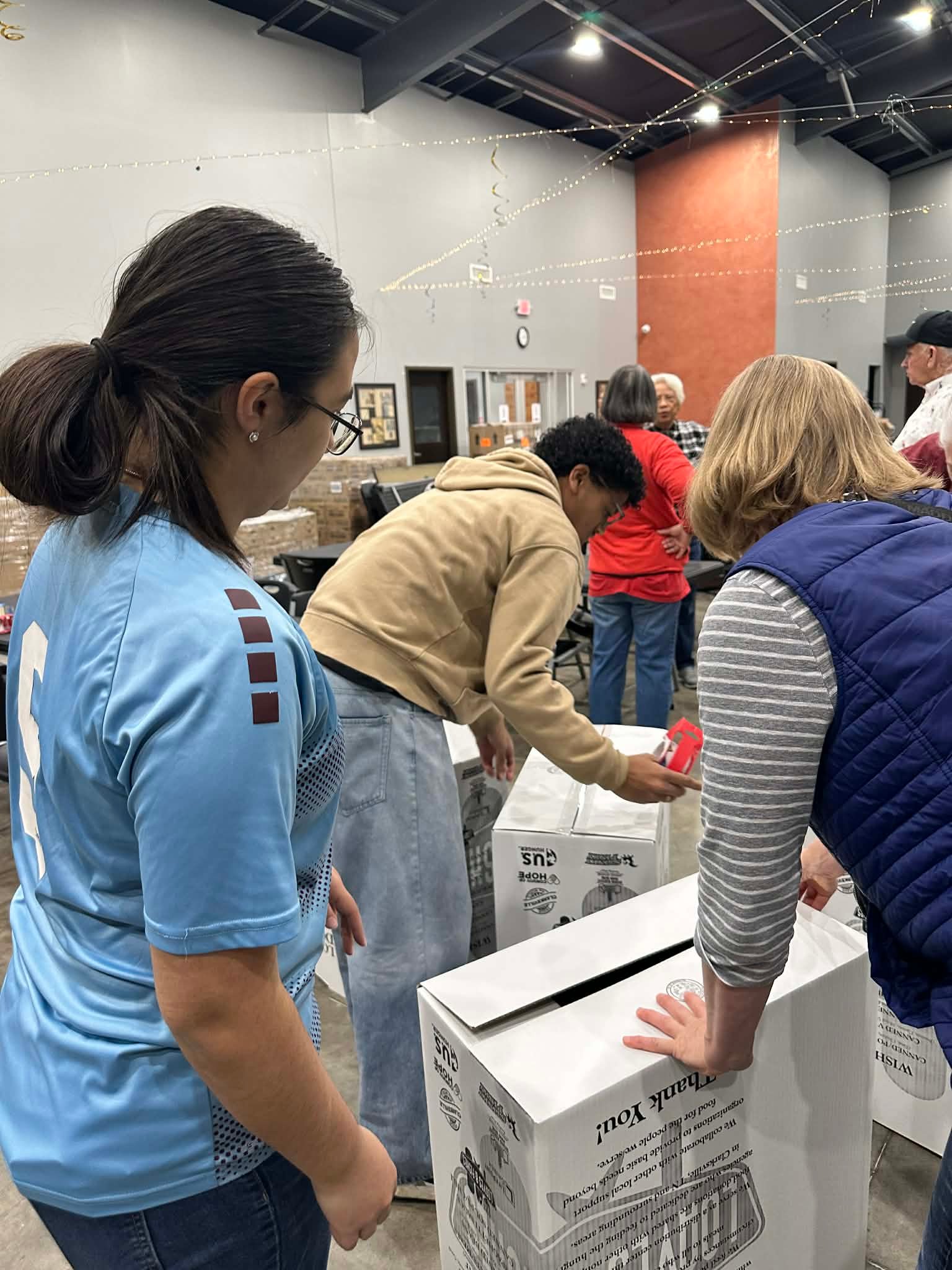 Bayanihan Volunteers at Loaves and Fishes - February 2026 Photo 14